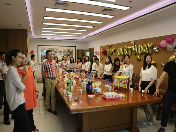 如何精心策劃一場滿意的員工生日會?