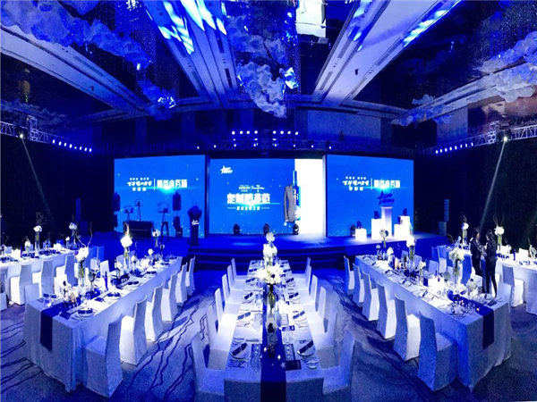 企業(yè)年會活動應該怎么做?深圳時光在線有秘訣!