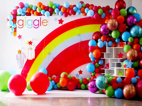 如何成為派對(duì)策劃者：組織難忘派對(duì)的原因、內(nèi)容和時(shí)間?