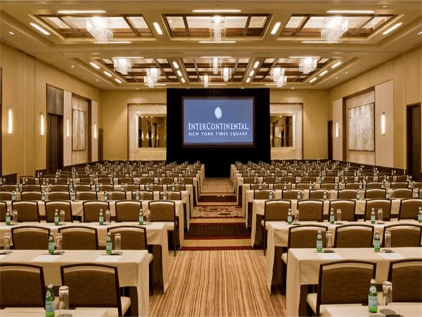 了解諾莫恐懼癥及其對與會者的影響