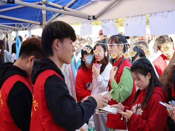 社團(tuán)活動(dòng)策劃方案：讓你的社團(tuán)活躍生動(dòng)起來(lái)