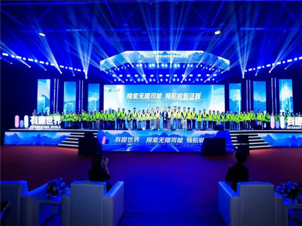 活動搭建與燈光效果：打造完美氛圍的關(guān)鍵要素